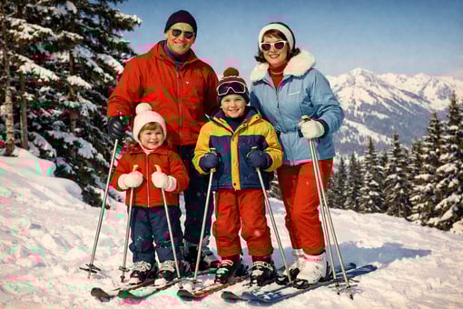 vintage skioutfit family with kids-Feb-06-2026-11-08-38-0905-AM